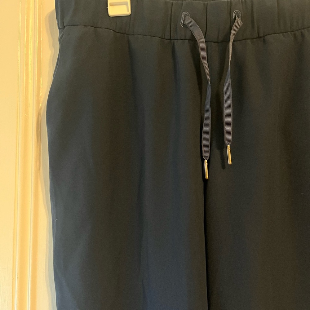 lululemon athletica Align Tapered Lounge Pant in Navy Size 12, Like New